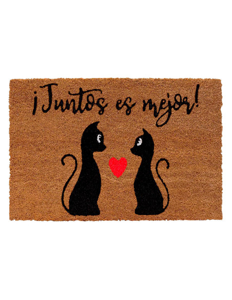 Felpudo de fibra de coco natural con dos gatos enfrentados, corazón rojo y frase Juntos es mejor.