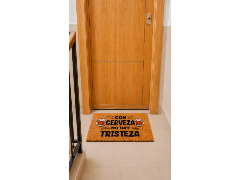 Felpudo Con cerveza no hay tristeza 2