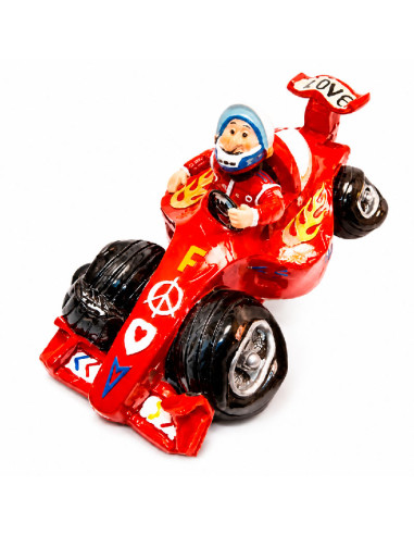 Hucha de cerámica con forma de coche de Fórmula 1 rojo, piloto y tapón inferior.
