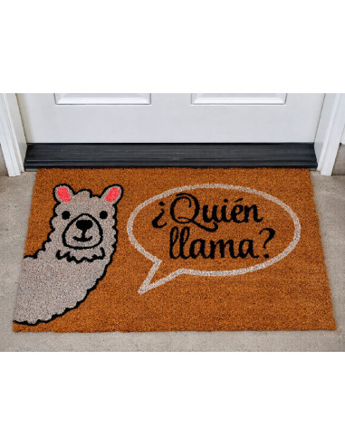 Felpudo ¿Quién LLama? en la entrada de casa