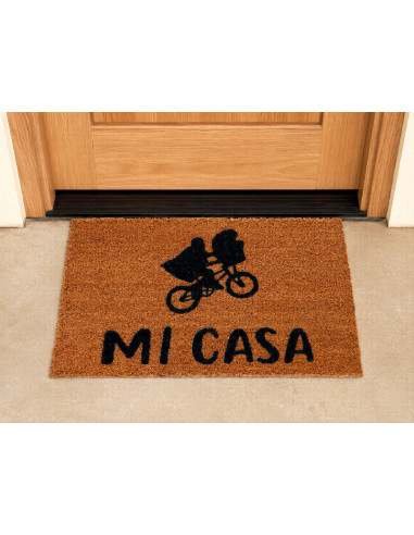 Felpudo Mi Casa ET en la puerta de casa