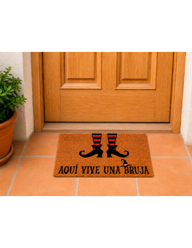 Felpudo Aquí Vive Una Bruja en casa