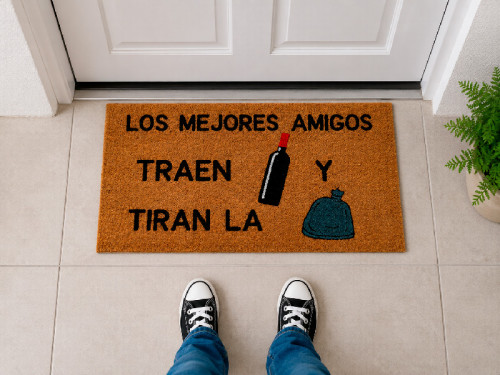 Felpudo Los mejores amigos traen vino y tiran la basura 2