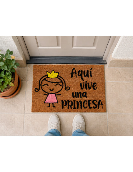 Felpudo Aquí vive una princesa en la puerta de casa