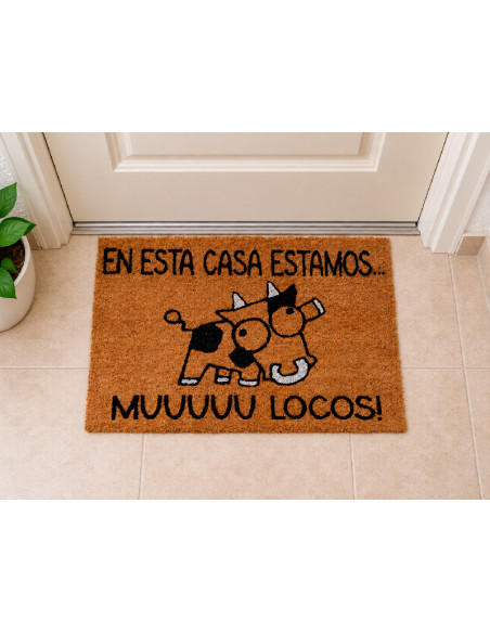 Felpudo En esta casa estamos muuuu locos en el rellano