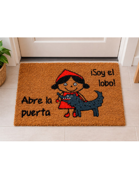 Felpudo Abre La Puerta Lobo en la entrada de casa