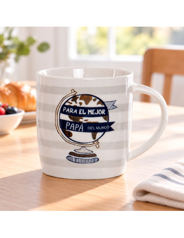 Taza Para El Mejor Papá Del Mundo en la mesa de la cocina