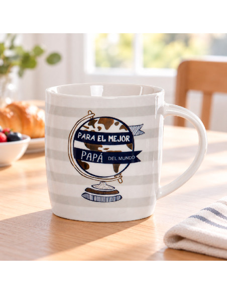 Taza Para El Mejor Papá Del Mundo en la mesa de la cocina