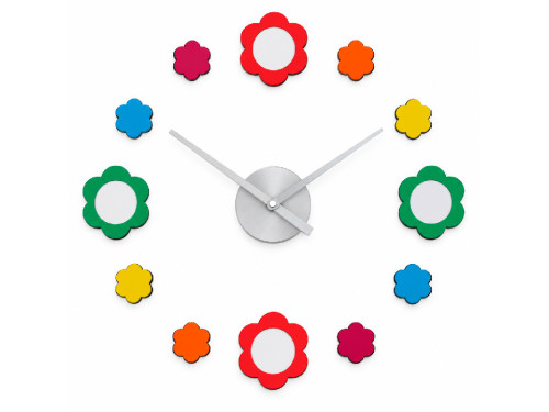 Reloj adhesivo de pared con portafotos y piezas decorativas de colores.