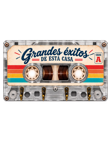 ALT imagen principal
Colgador de llaves de MDF con diseño de cassette retro Grandes éxitos de esta casa y 4 ganchos metálicos.